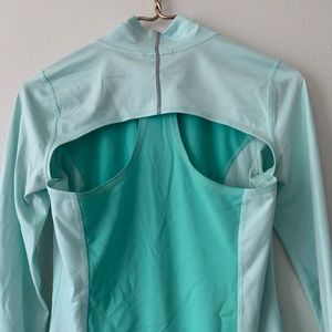 🔸Hollister🔸open back workout quarter zip fleece